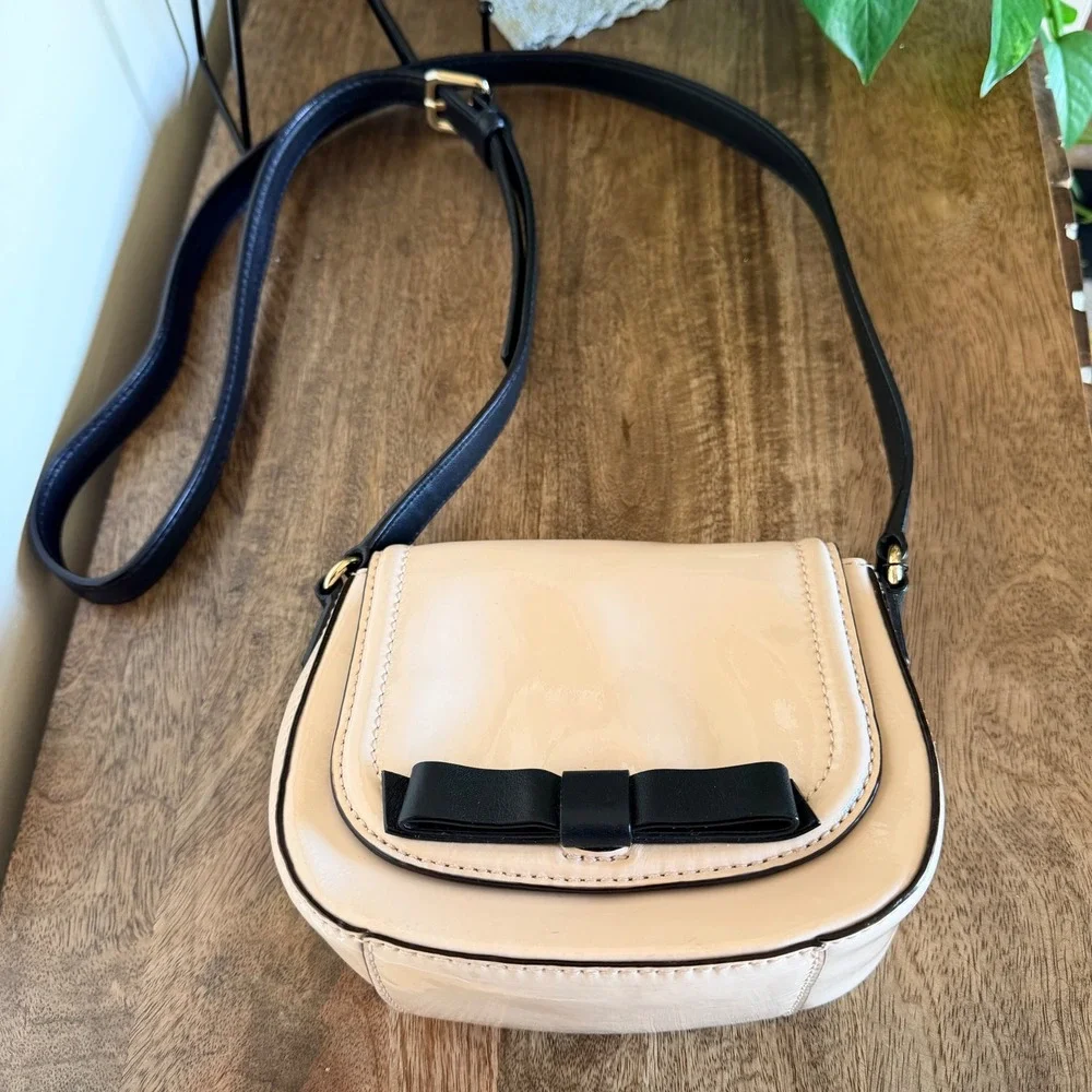 Kate Spade Chelsea Park Jade Crossbody Patent Leather Bow Preppy Mod Coquette